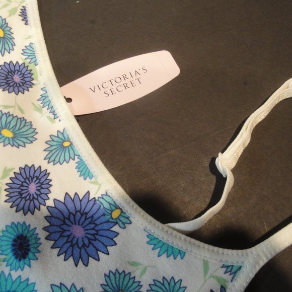 Victoria's Secret Tank with Adjustable straps Beautiful Spring colors Si… - Picture 2 of 4